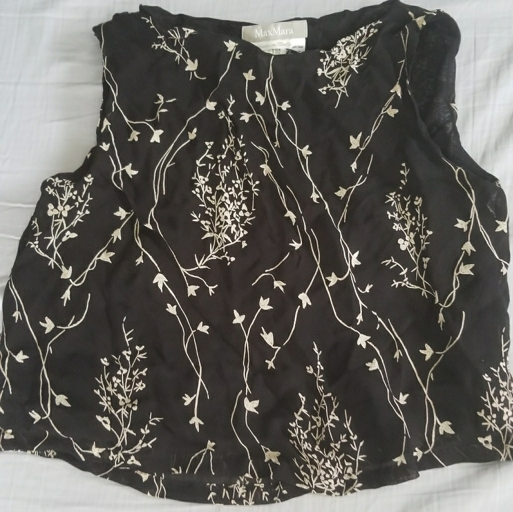 Black and cream crop top